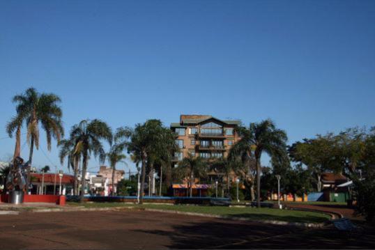 Edificio Nicolas Y Marcelo Siry Posadas Eksteriør bilde