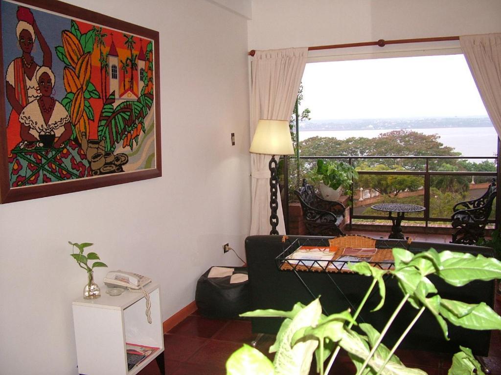 Edificio Nicolas Y Marcelo Siry Posadas Eksteriør bilde
