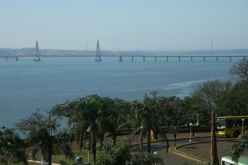 Edificio Nicolas Y Marcelo Siry Posadas Eksteriør bilde